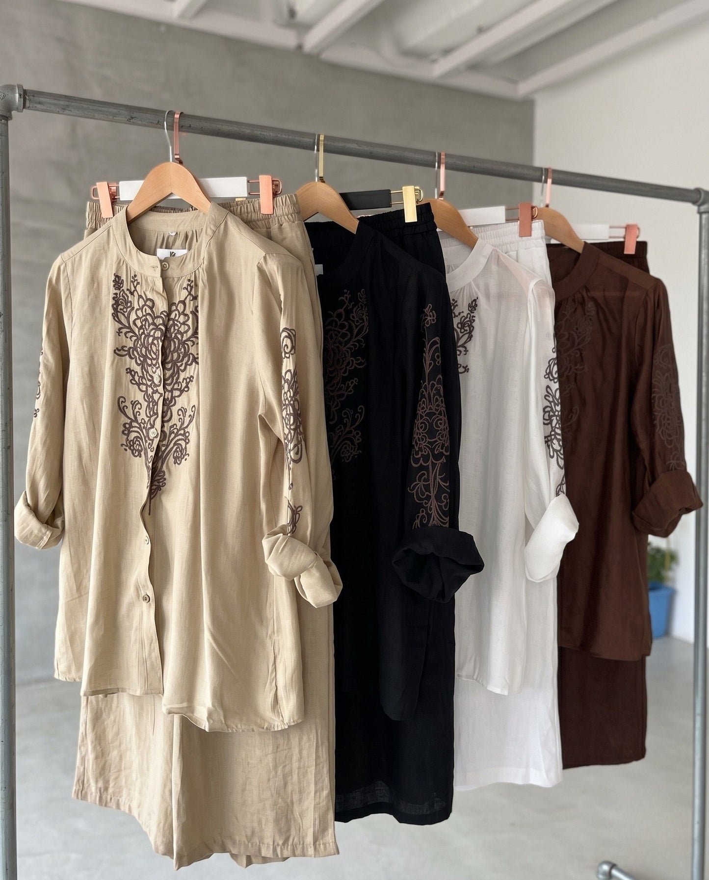 Varn - Sand Embroidered Relaxed Viscose Co Ord Set
